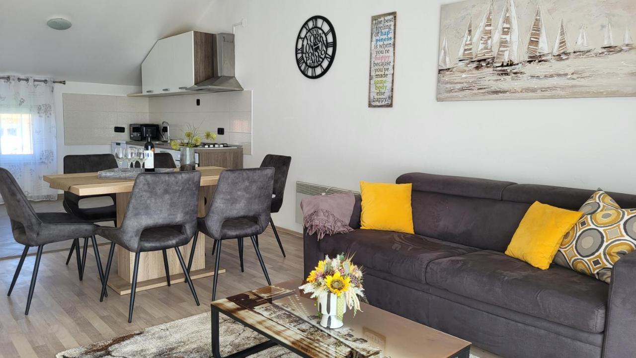Stoja Apartment 扎达尔 外观 照片