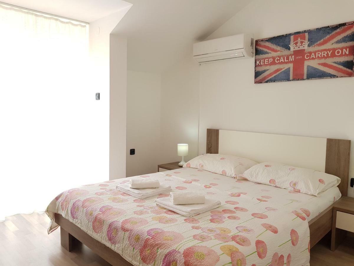 Stoja Apartment 扎达尔 外观 照片